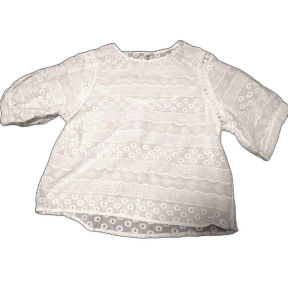 Source Unknown Tops - White lacy lace flowing floral blouse short sleeves